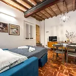Free Parking - Modena Prestige, La Porta Sul Centro