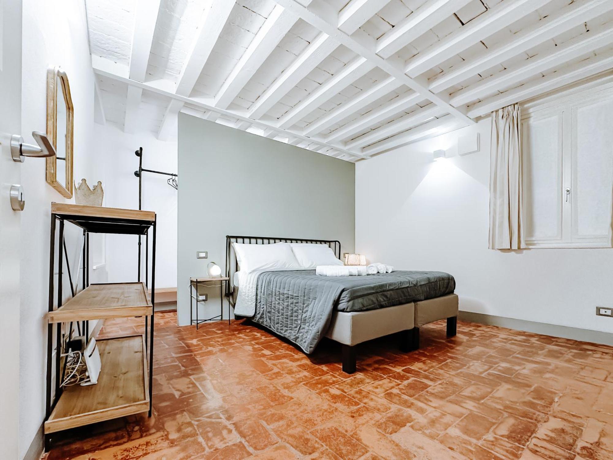 Free Parking - Prestige, La Porta Sul Centro Apartamento Módena